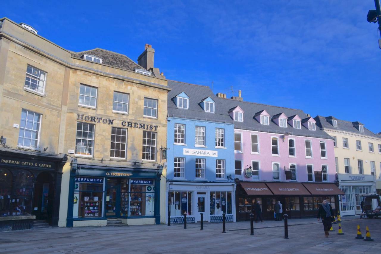 Cotswold Place Cirencester Exterior photo